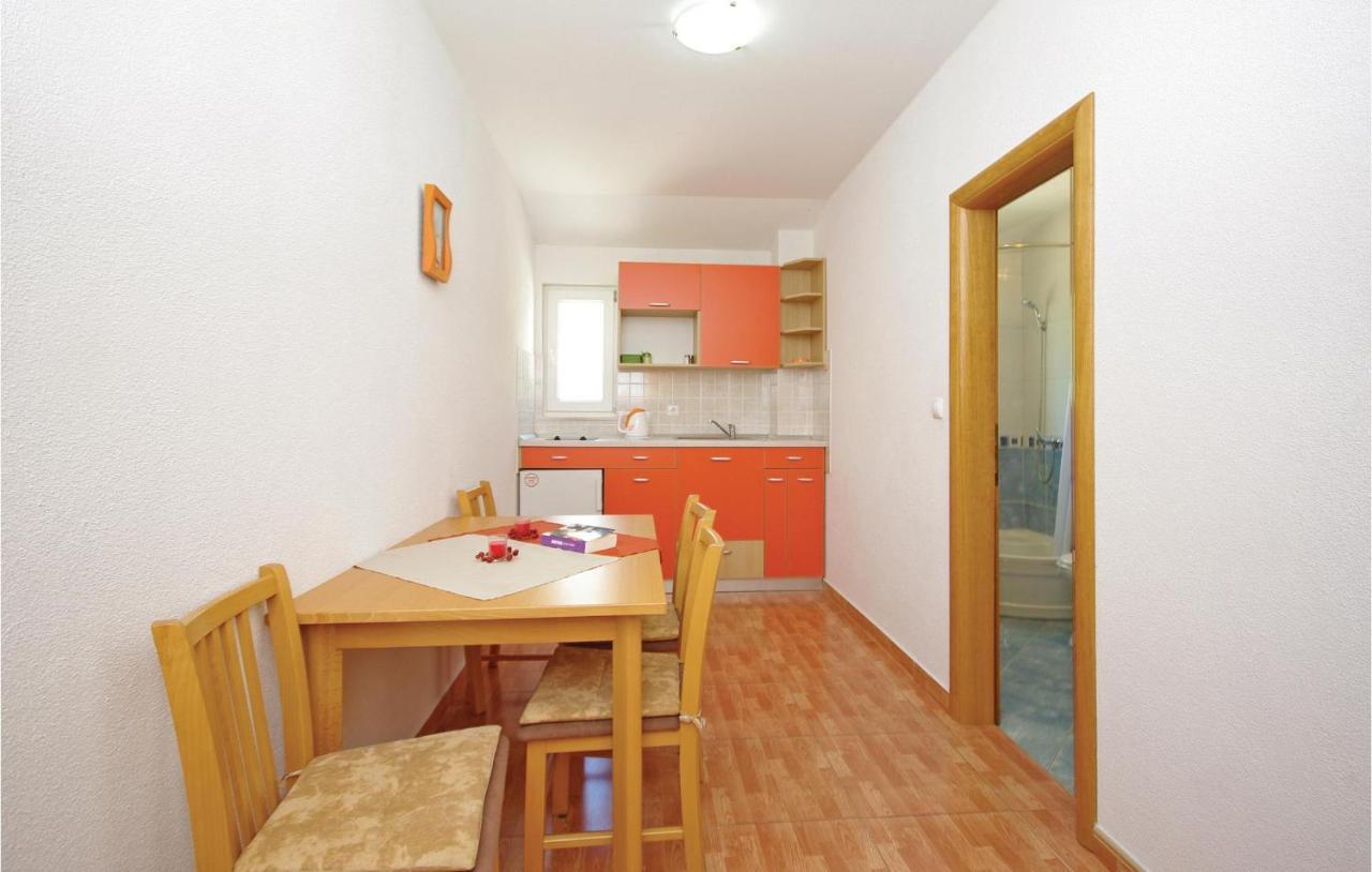 Beautiful Apartment In Krvavica With Wifi Екстериор снимка
