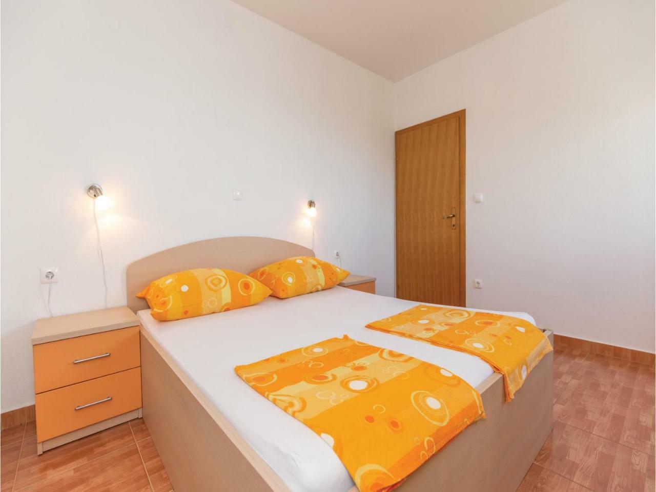 Beautiful Apartment In Krvavica With Wifi Екстериор снимка
